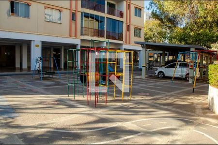 Apartamento para alugar com 70m², 2 quartos e 1 vaga