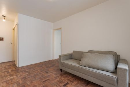 Sala de apartamento para alugar com 1 quarto, 45m² em Petrópolis, Porto Alegre