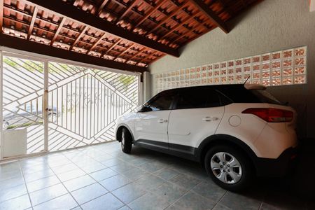 Casa à venda com 320m², 3 quartos e 2 vagasGaragem