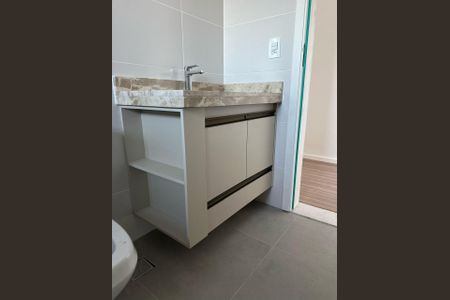 Apartamento para alugar com 68m², 2 quartos e 1 vagaBanheiro
