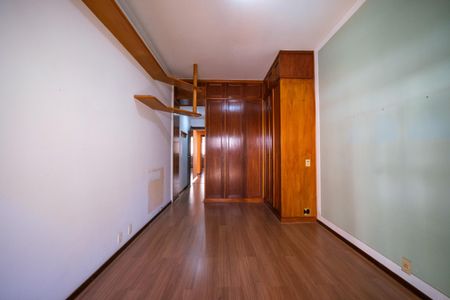 Apartamento à venda com 146m², 3 quartos e 2 vagasQuarto Suite
