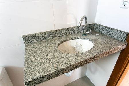 Apartamento à venda com 40m², 2 quartos e sem vagaBanheiro