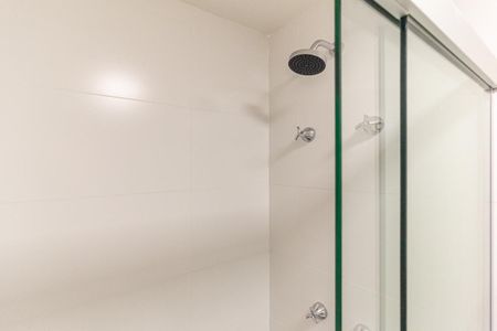 Banheiro de kitnet/studio para alugar com 1 quarto, 24m² em Consolação, São Paulo