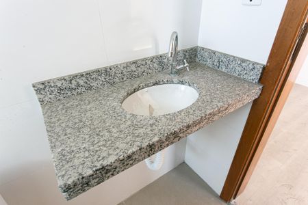 Apartamento à venda com 40m², 2 quartos e sem vagaBanheiro