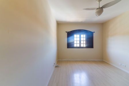 Casa para alugar com 166m², 3 quartos e 2 vagasQuarto 3 - Suíte