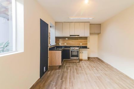 Casa para alugar com 166m², 3 quartos e 2 vagasCozinha