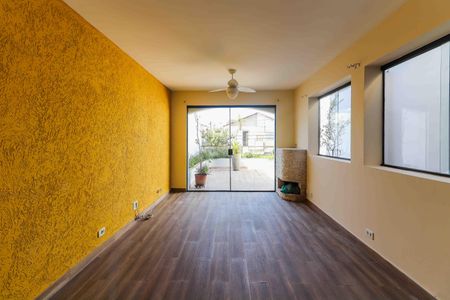 Sala de casa para alugar com 3 quartos, 166m² em Jardim das Vertentes, São Paulo