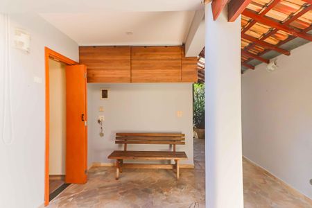 Casa para alugar com 166m², 3 quartos e 2 vagasChurrasqueira e Lavanderia