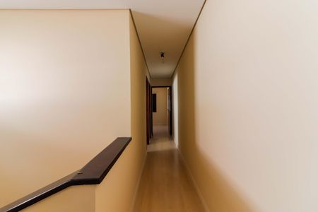 Casa para alugar com 166m², 3 quartos e 2 vagasCorredor