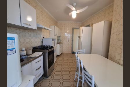 Apartamento para alugar com 81m², 2 quartos e sem vagaCozinha 