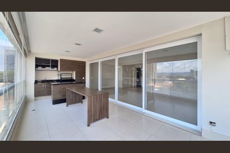 Varanda de apartamento para alugar com 3 quartos, 134m² em Vila Romana, São Paulo