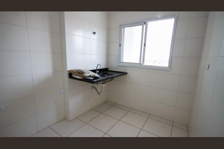 Cozinha de apartamento para alugar com 1 quarto, 30m² em Vilamar, Praia Grande