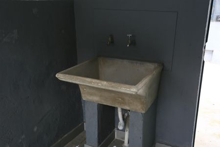 Casa para alugar com 65m², 1 quarto e 1 vagaÁrea de Serviço