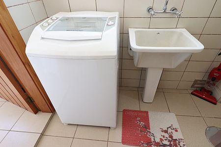 Apartamento à venda com 243m², 3 quartos e 2 vagasÁrea de Serviço