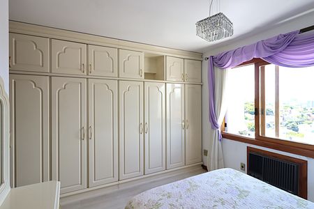 Apartamento à venda com 243m², 3 quartos e 2 vagasSuíte 