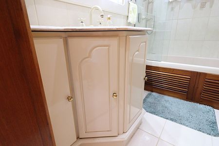 Apartamento à venda com 243m², 3 quartos e 2 vagasBanheiro da Suíte