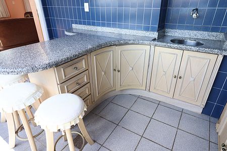 Apartamento à venda com 243m², 3 quartos e 2 vagasCobertura - Churrasqueira