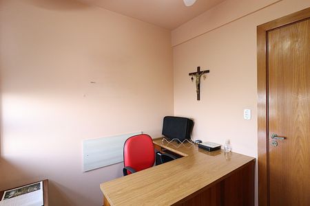 Apartamento à venda com 243m², 3 quartos e 2 vagasEscritório