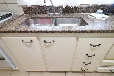 Apartamento à venda com 243m², 3 quartos e 2 vagasCozinha - Armários