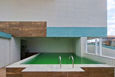 Studio para alugar com 46m², 1 quarto e 1 vaga Studio para alugar com 46m², 1 quarto e 1 vagaÁrea comum - Piscina