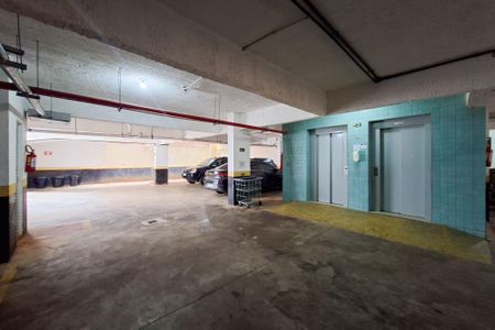 Studio para alugar com 46m², 1 quarto e 1 vaga Studio para alugar com 46m², 1 quarto e 1 vagaGaragem