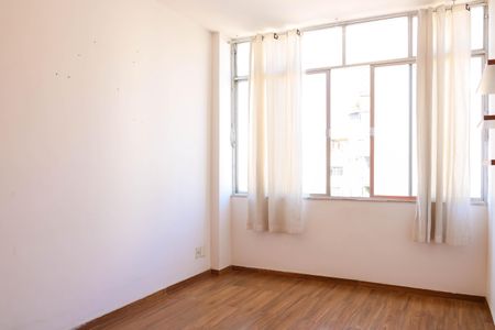 Sala de apartamento para alugar com 1 quarto, 55m² em Todos Os Santos, Rio de Janeiro