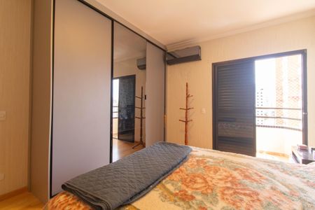 Apartamento à venda com 125m², 3 quartos e 2 vagasSuíte 1