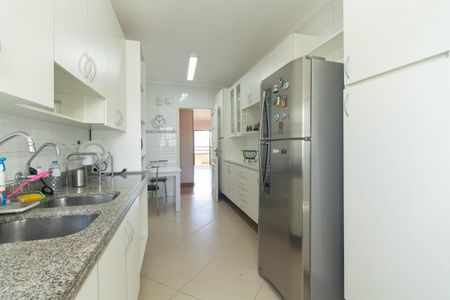 Apartamento à venda com 125m², 3 quartos e 2 vagasCozinha