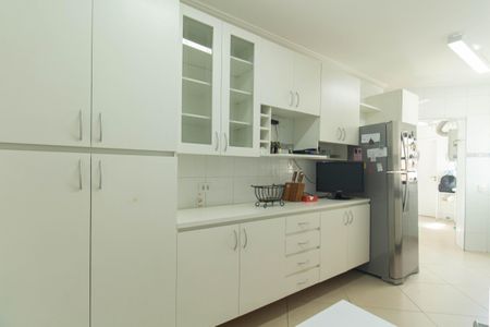 Apartamento à venda com 125m², 3 quartos e 2 vagasCozinha