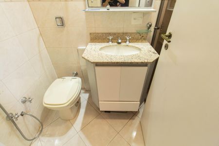 Apartamento à venda com 125m², 3 quartos e 2 vagasBanheiro da Suíte 3