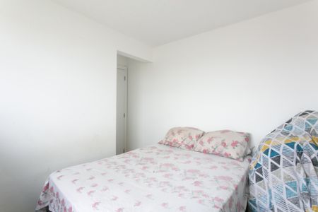 Quarto 1  de apartamento para alugar com 2 quartos, 32m² em Vila Carmosina, São Paulo