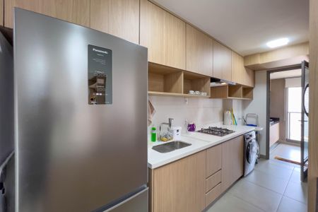 Apartamento à venda com 90m², 2 quartos e 1 vagaCozinha e área de serviço 