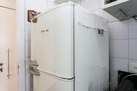 Apartamento para alugar com 55m², 2 quartos e 1 vaga Apartamento para alugar com 55m², 2 quartos e 1 vagaCozinha - Geladeira