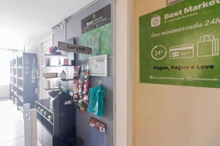 Apartamento para alugar com 55m², 2 quartos e 1 vaga Apartamento para alugar com 55m², 2 quartos e 1 vagaÁrea comum - Mercado