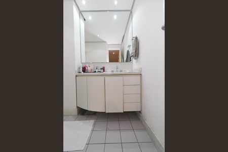 Apartamento para alugar com 84m², 2 quartos e 2 vagasBanheiro