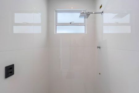 Apartamento para alugar com 45m², 2 quartos e sem vaga Apartamento para alugar com 45m², 2 quartos e sem vagaBanheiro