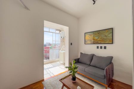 Apartamento para alugar com 45m², 2 quartos e sem vaga Apartamento para alugar com 45m², 2 quartos e sem vagaSala