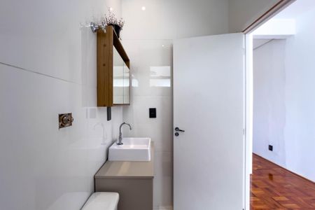 Apartamento para alugar com 45m², 2 quartos e sem vaga Apartamento para alugar com 45m², 2 quartos e sem vagaBanheiro