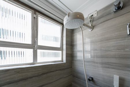 Apartamento para alugar com 100m², 3 quartos e 1 vagaChuveiro