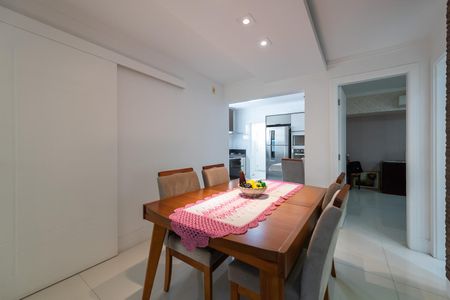 Apartamento para alugar com 100m², 3 quartos e 1 vagaSala de jantar