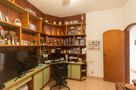 Apartamento à venda com 138m², 3 quartos e 2 vagasQuarto 1