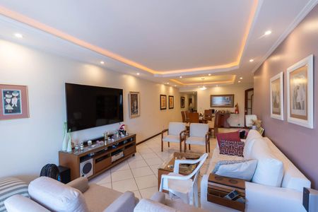 Apartamento à venda com 138m², 3 quartos e 2 vagasSala