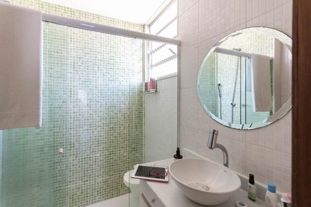 Apartamento à venda com 138m², 3 quartos e 2 vagasBanheiro Suíte 2