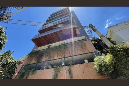 Apartamento à venda com 138m², 3 quartos e 2 vagasFachada