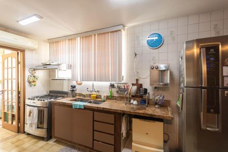 Apartamento à venda com 138m², 3 quartos e 2 vagasCozinha