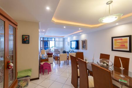 Apartamento à venda com 138m², 3 quartos e 2 vagasSala