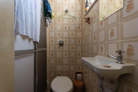 Apartamento à venda com 138m², 3 quartos e 2 vagasBanheiro de Serviço