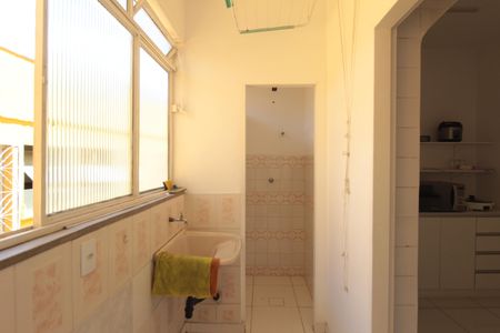Apartamento à venda com 69m², 2 quartos e 1 vagaCozinha e Área de Serviço