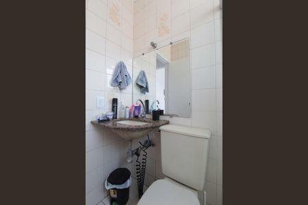 Apartamento à venda com 69m², 2 quartos e 1 vagaBanheiro Social