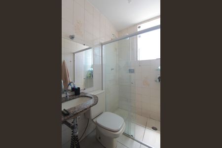 Apartamento à venda com 69m², 2 quartos e 1 vagaBanheiro Social